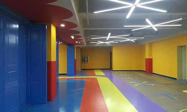 泰安幼兒園專用塑膠塑膠地板案例