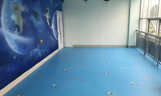 泰安幼兒園專用塑膠塑膠地板案例